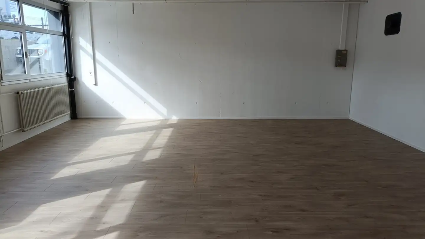 Commercial à louer - Zone Industrielle Le Trési 4, 1028 Préverenges