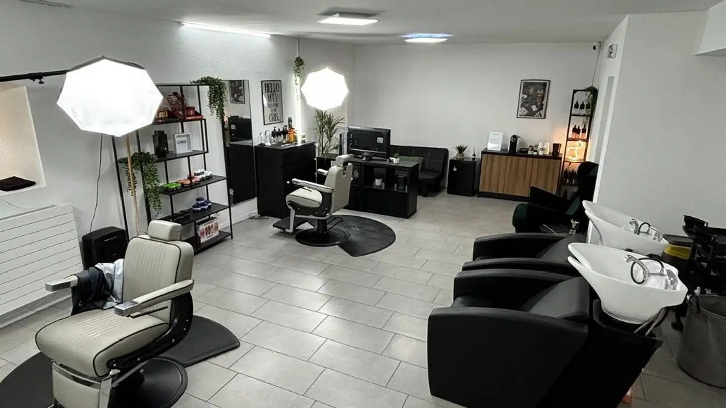Coiffeur à louer - Rue De Lausanne 8, 1530 Payerne - Photo 2