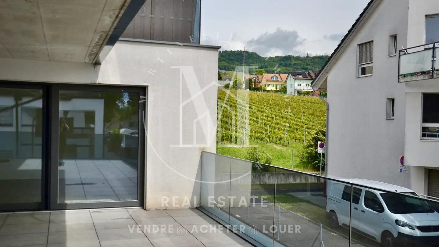Stepped apartment for rent - 1180 Rolle