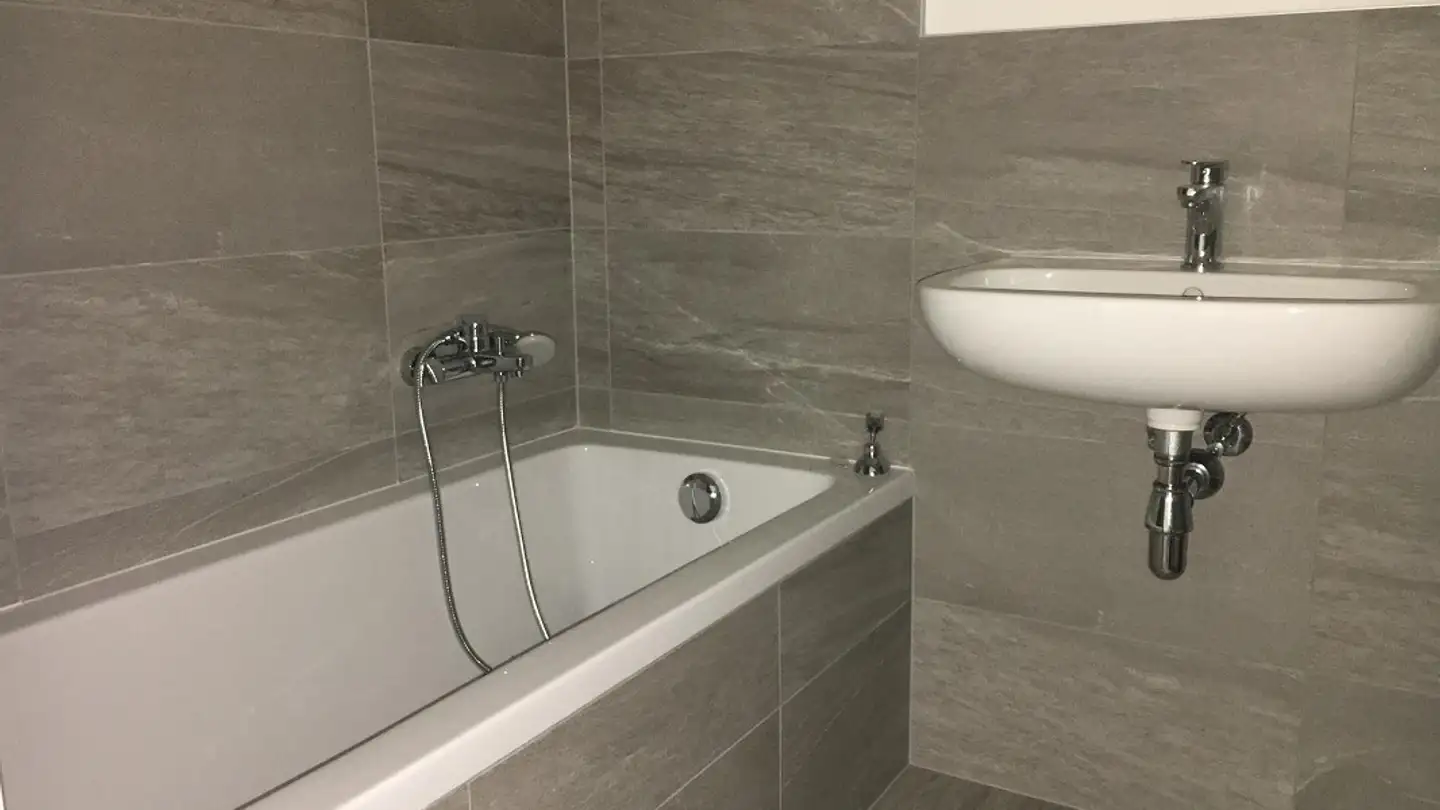 Wohnung mieten - 6855 Stabio - Foto 4