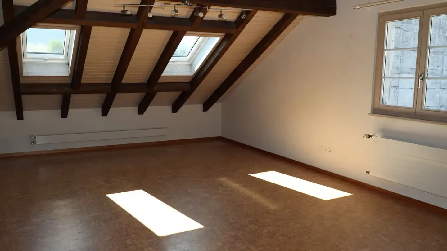 Attique à louer - Dorfstrasse 82, 4917 Melchnau - Photo 3
