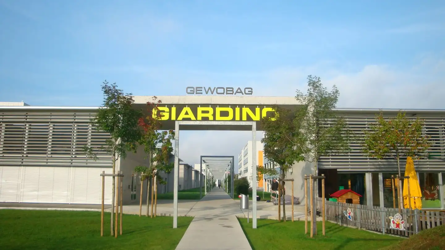 Appartement à louer - Feldstrasse 8, 8952 Schlieren