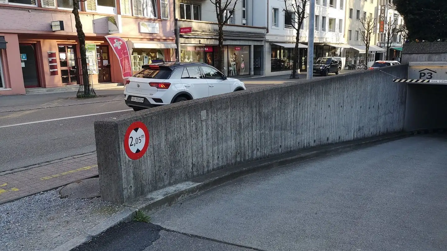 Parcheggio sotterraneo in affitto - Schanzweg, 8640 Rapperswil SG - Foto 2