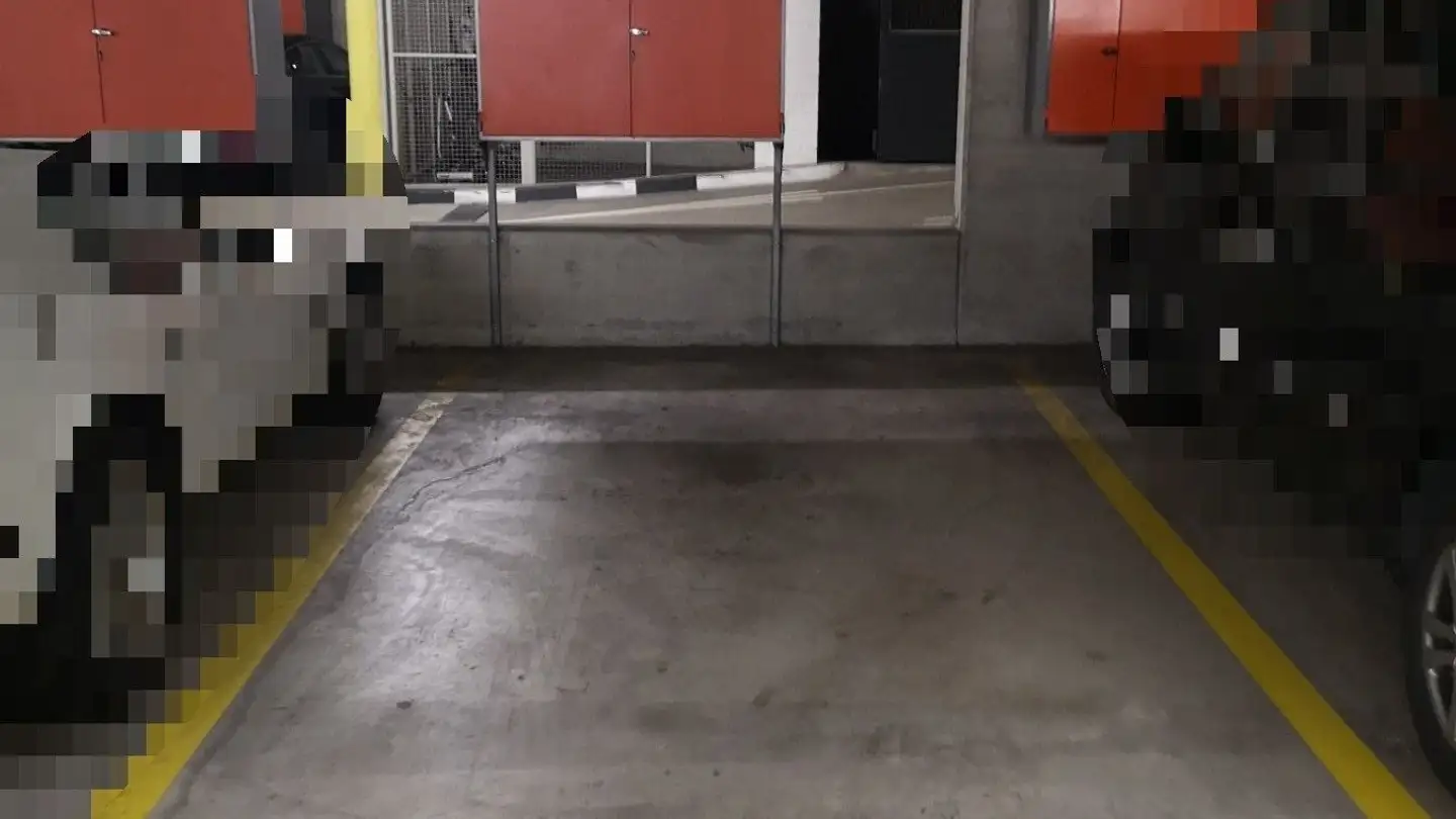 Parcheggio sotterraneo in affitto - Schanzweg, 8640 Rapperswil SG - Foto 3