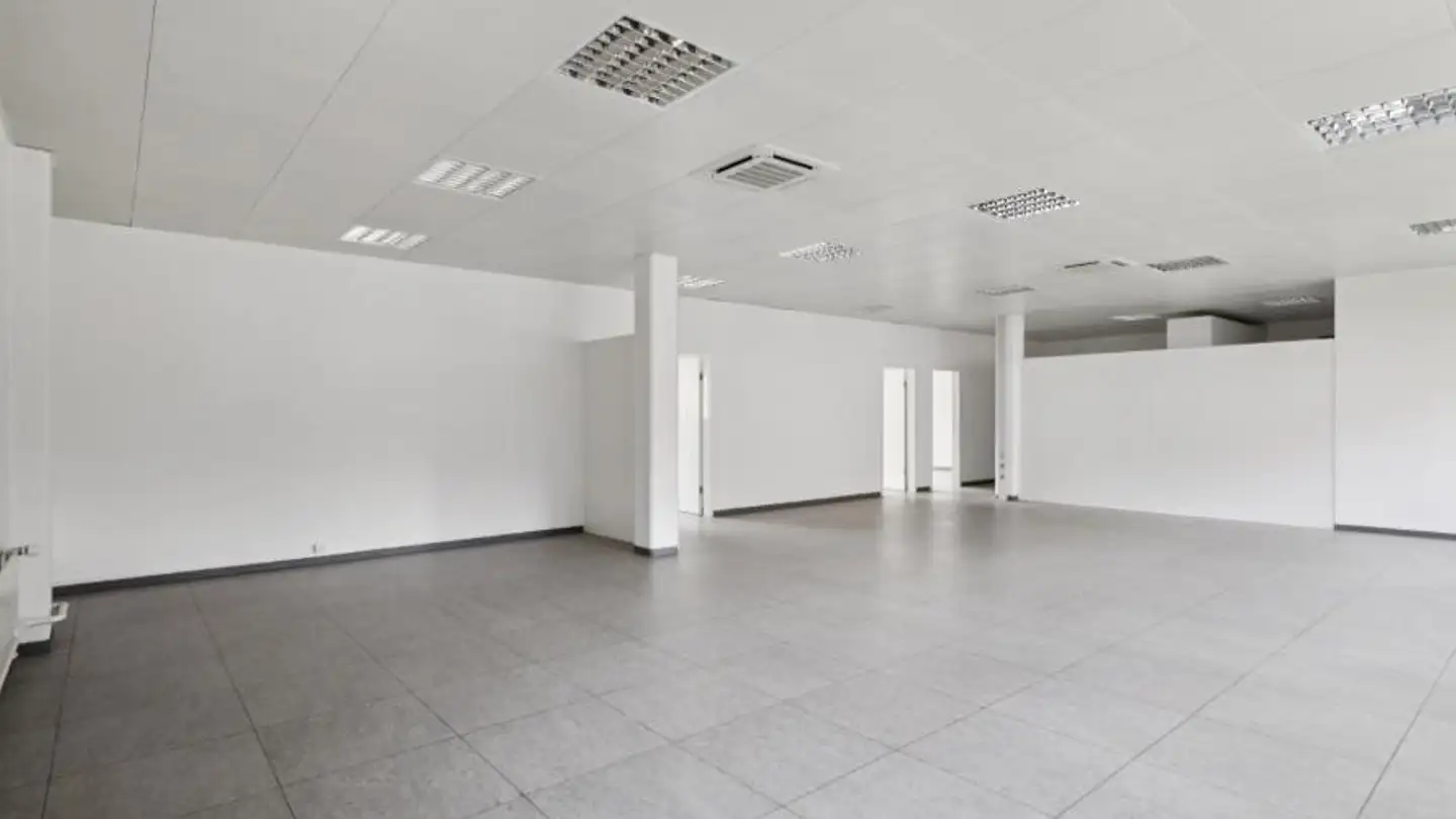 Spazio ufficio in affitto - Via Sciupina 6, 6532 Castione - Foto 4