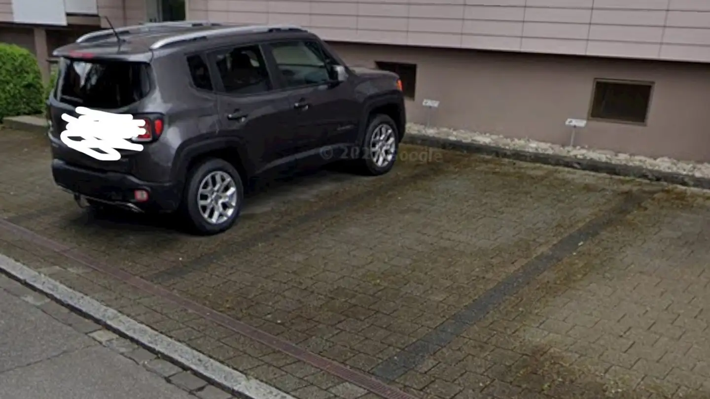Outdoor parking space for rent - Saatlenstrasse 38, 8051 Zürich