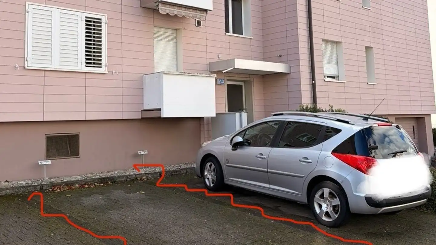 Outdoor parking space for rent - Saatlenstrasse 38, 8051 Zürich - Photo 3