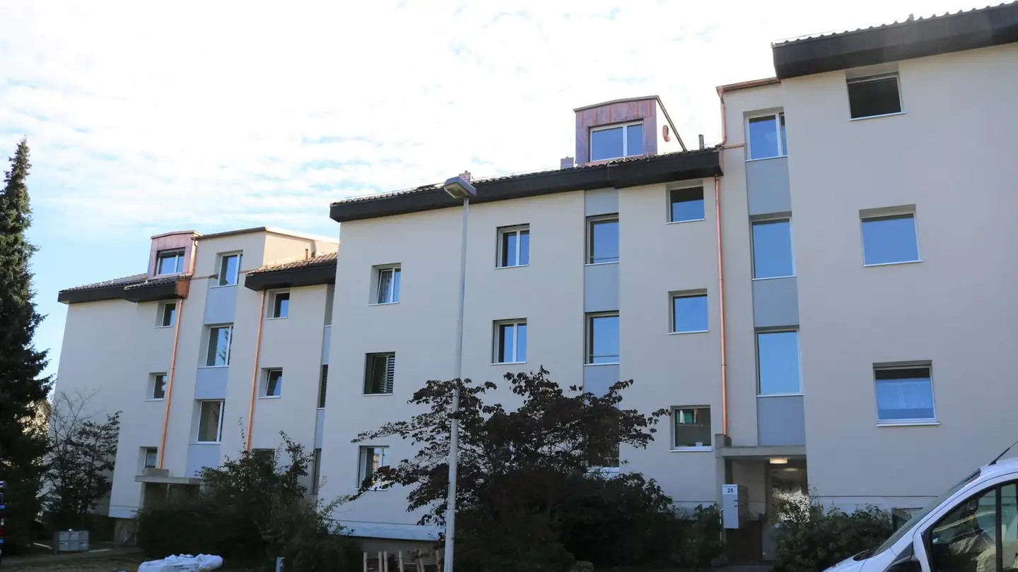 Dachgeschosswohnung mieten - Gerstmattstrasse 28, 8172 Niederglatt ZH