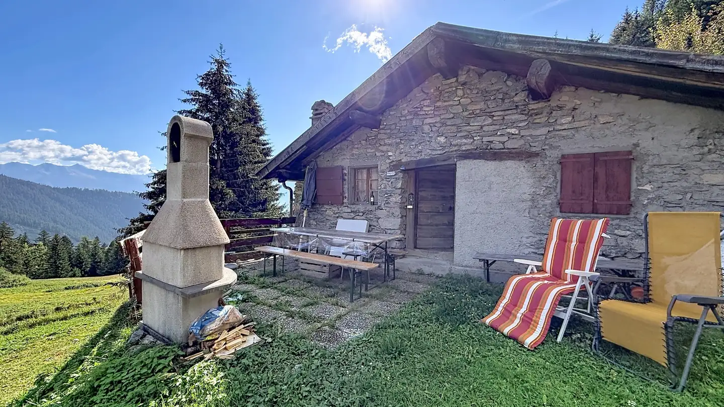 Chalet for sale - 1966 St-Romain (Ayent) - Photo 2
