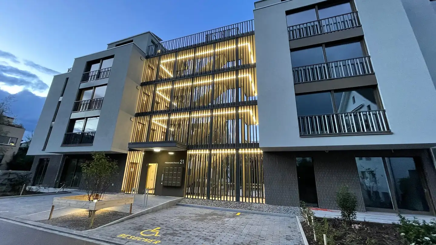 Parcheggio esterno in affitto - Friedheimstrasse 21, 8057 Zürich