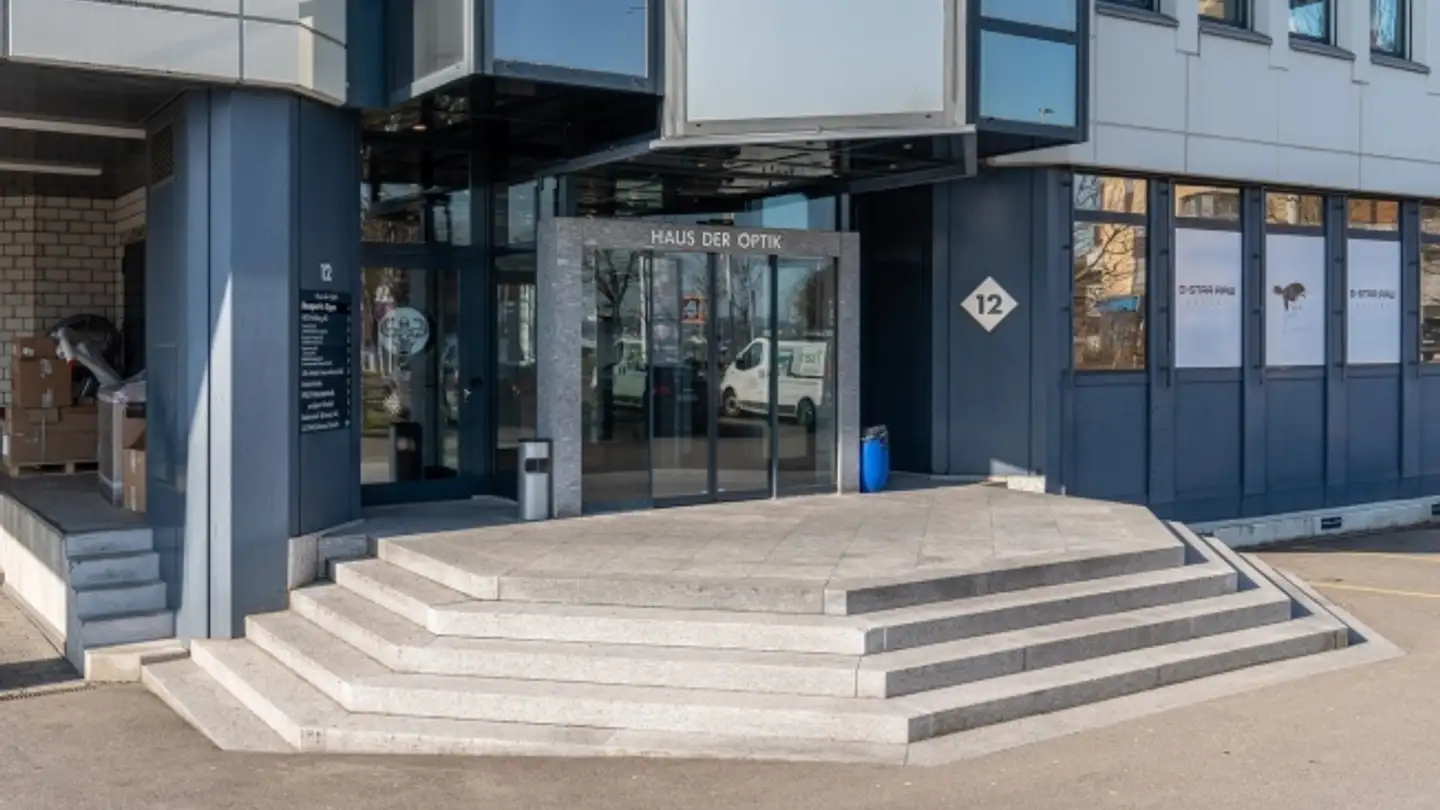 Bürofläche mieten - Im Schossacher 12, 8600 Dübendorf