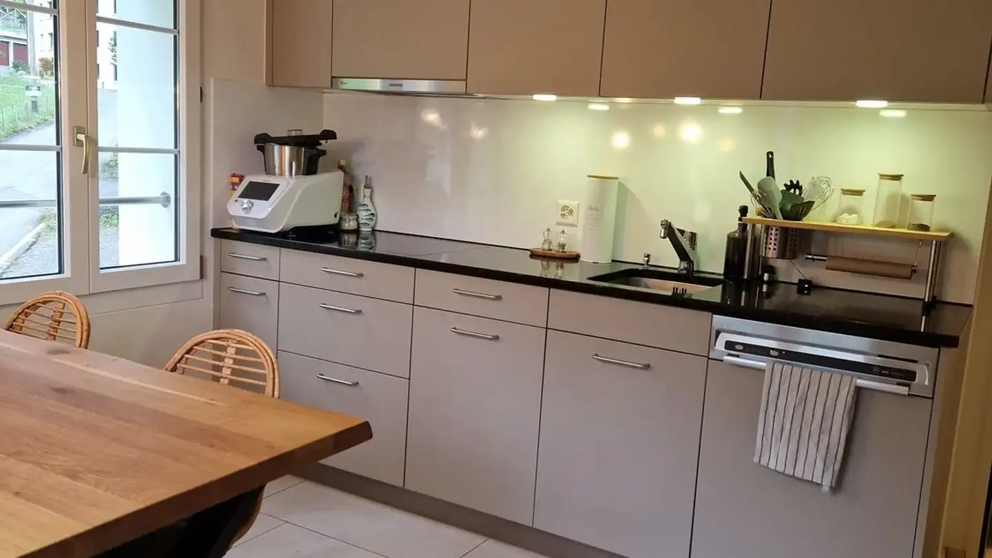 Wohnung mieten - Riemenstaldenstrasse 2, 6452 Sisikon - Foto 2