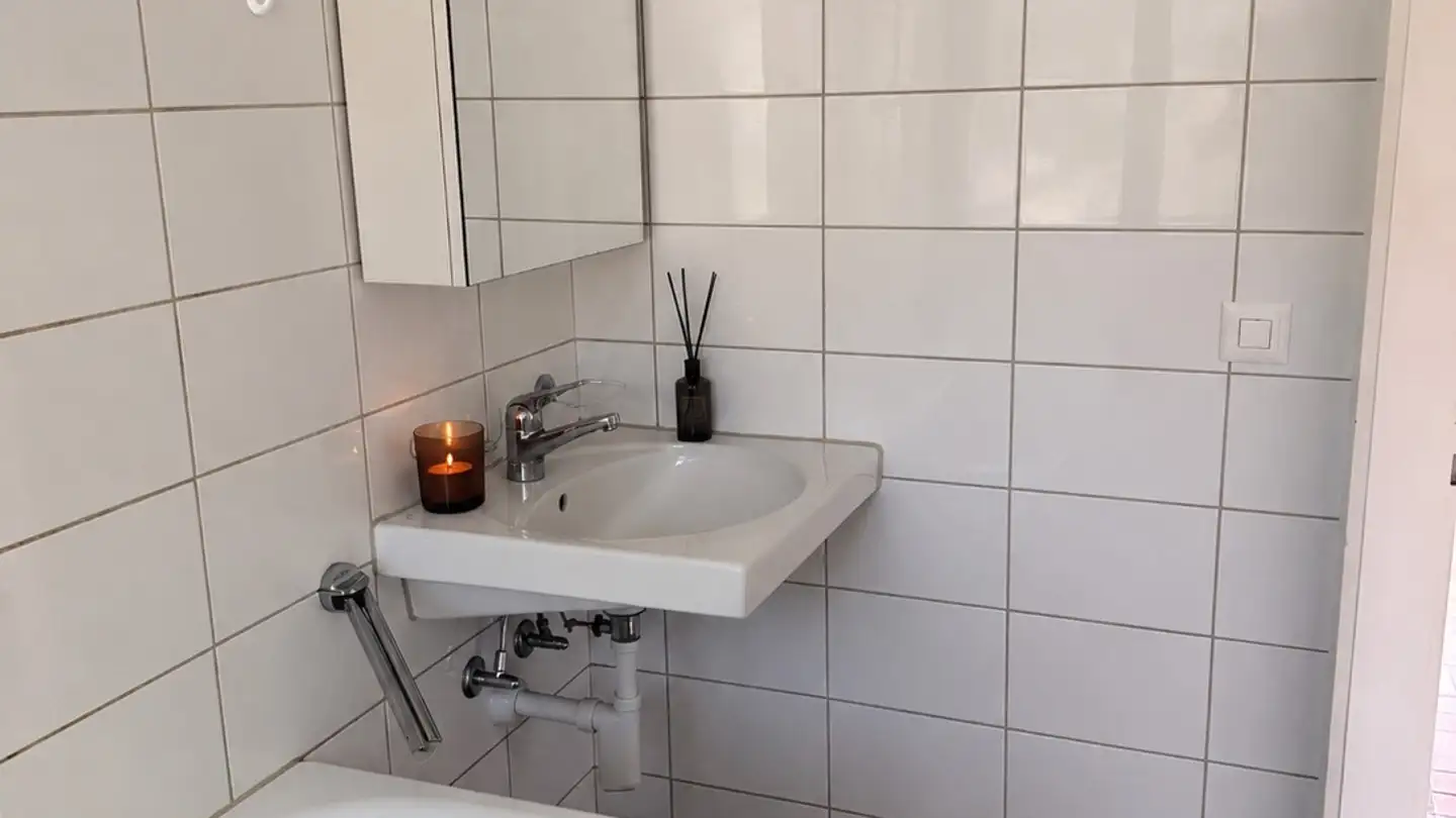 Single room for rent - 8102 Oberengstringen - Photo 2