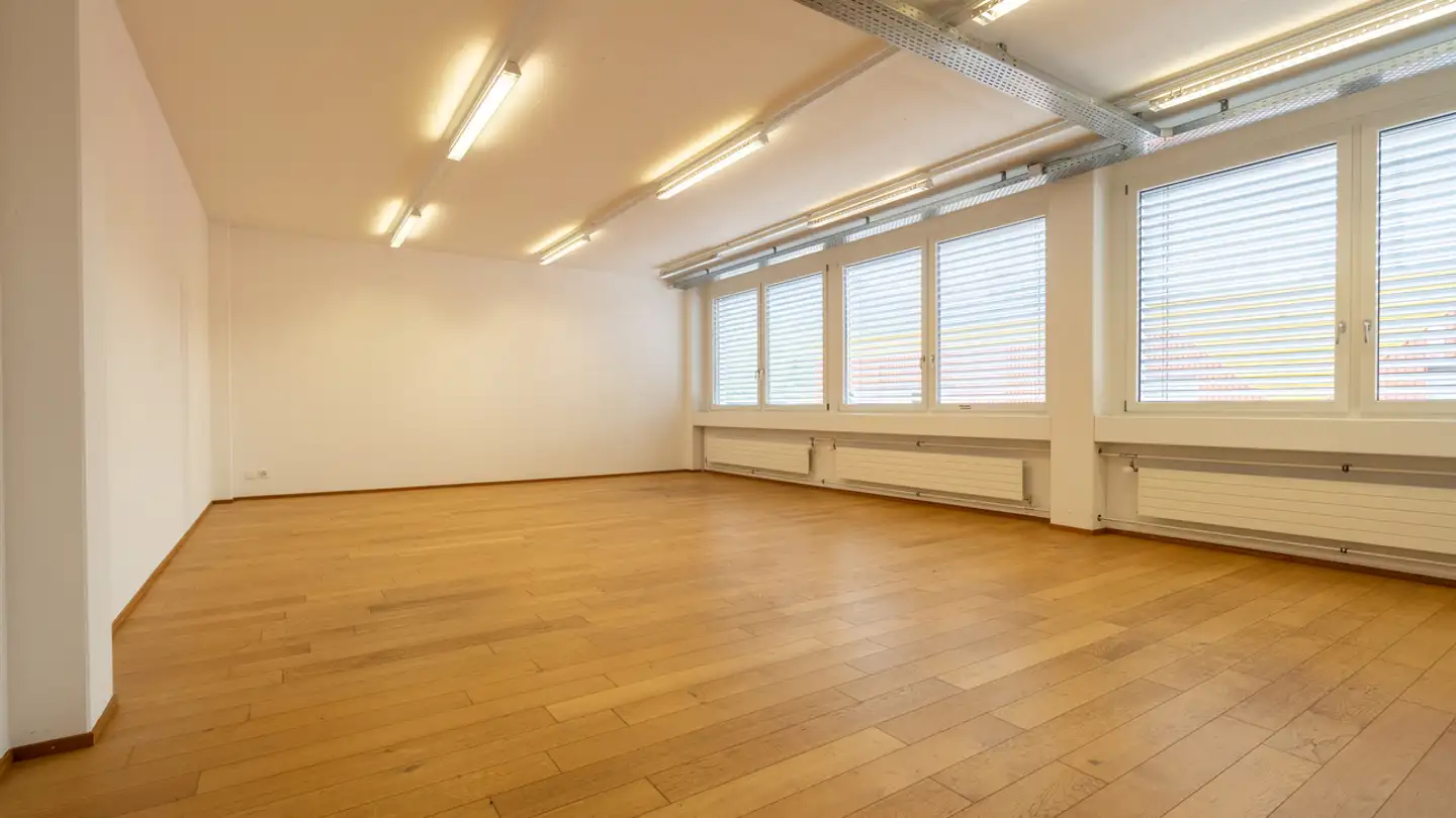 Bürofläche mieten - Industriestrasse 23, 6055 Alpnach Dorf - Foto 2