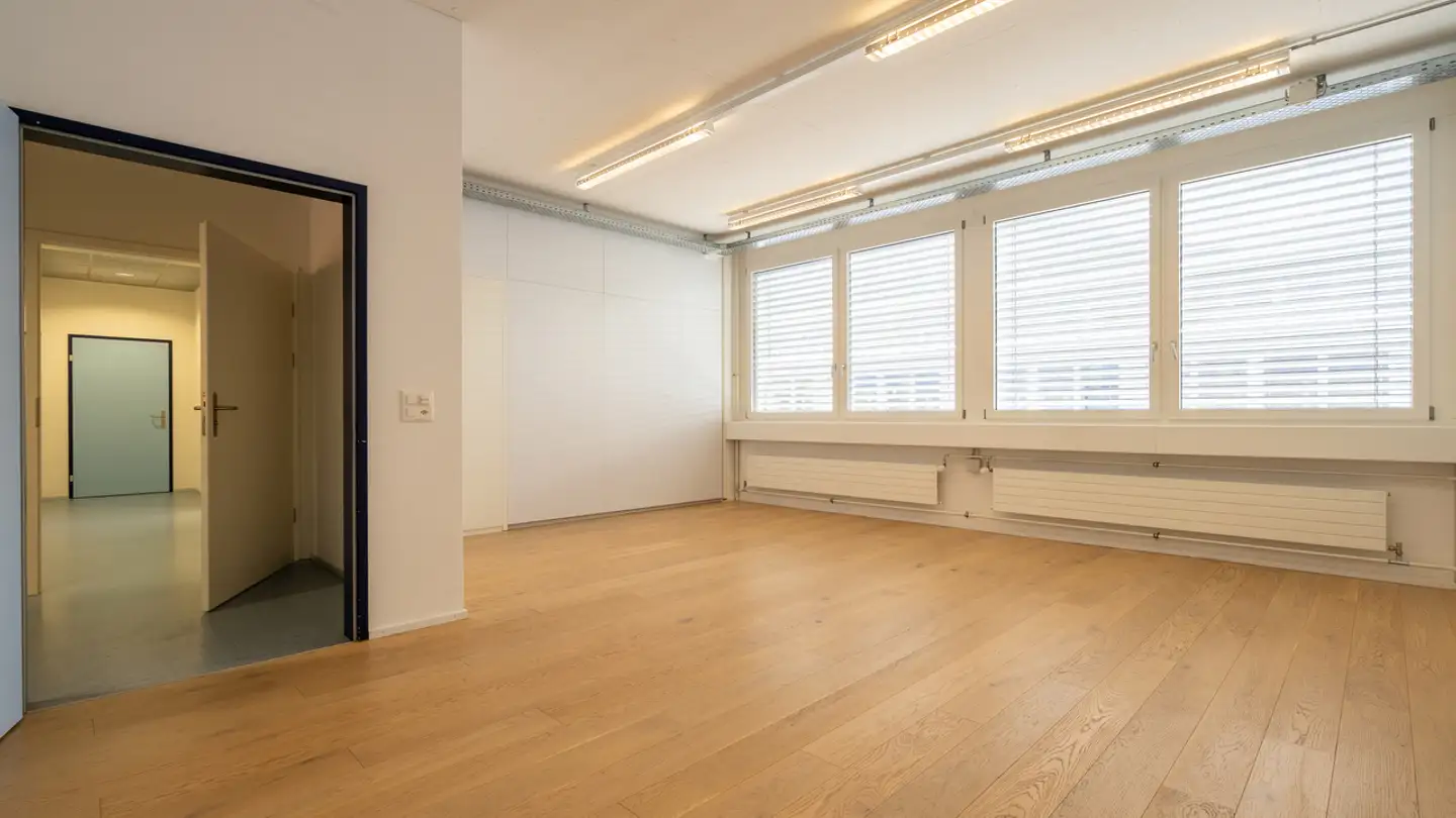 Bürofläche mieten - Industriestrasse 23, 6055 Alpnach Dorf - Foto 3