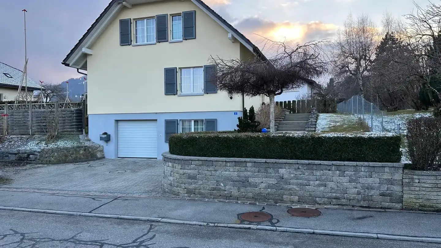 Casa singola in affitto - Rue Des Alouettes, 1635 La Tour-de-Trême - Foto 2