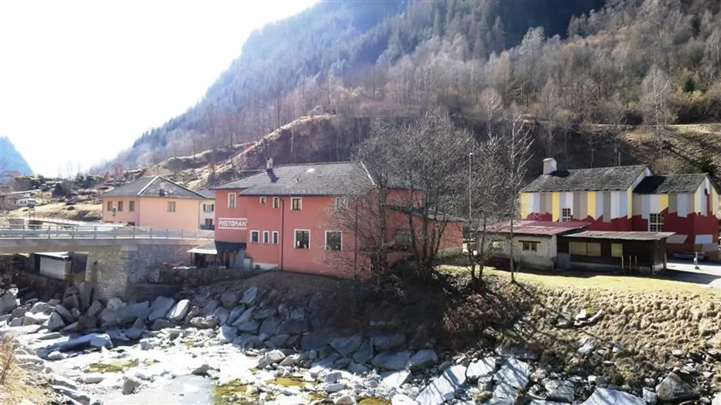 Castello in vendita - Via Sabbion 7, 6548 Rossa - Photo 2