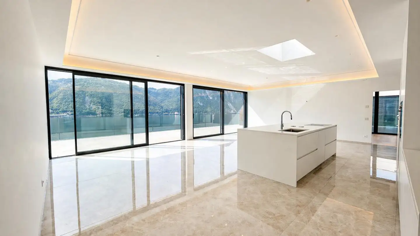 Penthouse for rent - 6816 Bissone