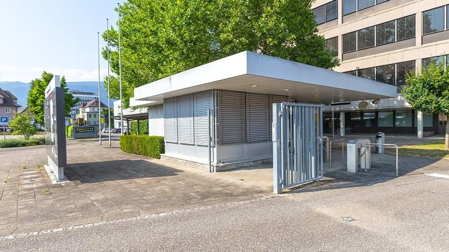 Magasin à louer - Allmendweg 4, 4528 Zuchwil