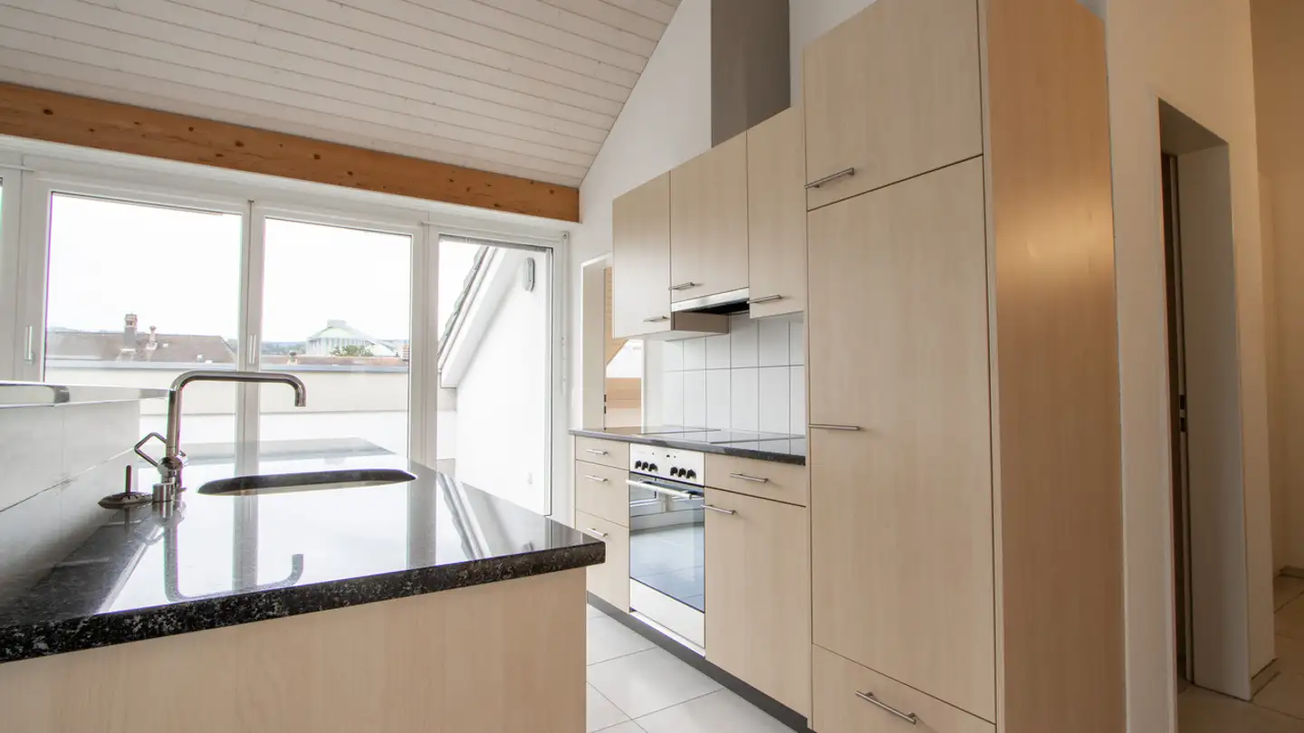 Attique à louer - Bielstrasse, 3270 Aarberg - Photo 2