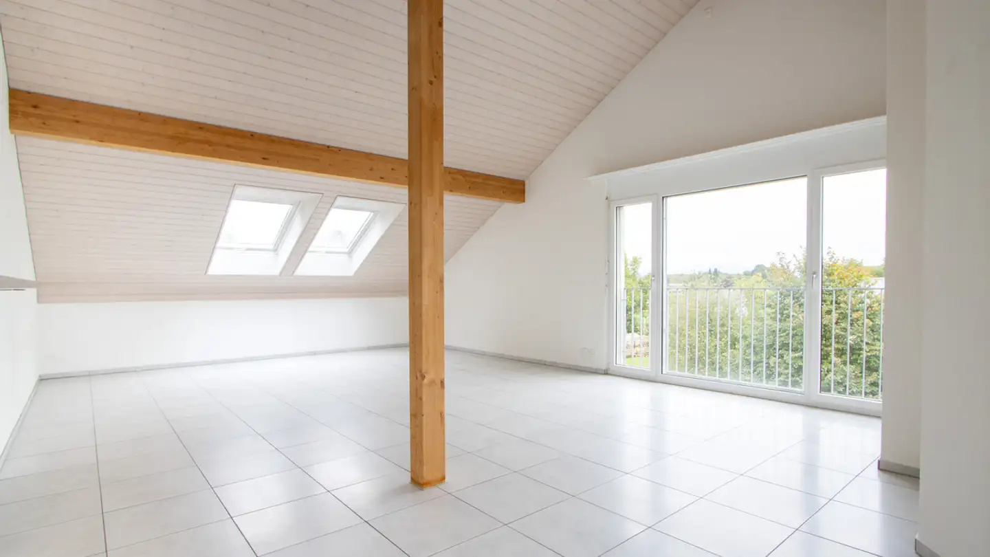 Attique à louer - Bielstrasse, 3270 Aarberg - Photo 4
