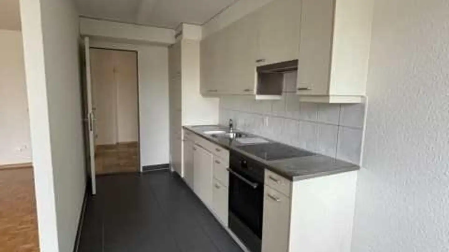 Appartement à louer - Kreuzmattweg 19, 4144 Arlesheim - Photo 2