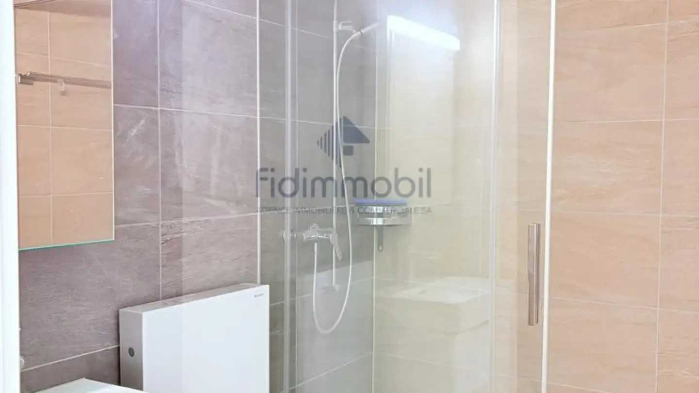 Appartement à louer - Rue Des Uttins 8, 2034 Peseux - Photo 4