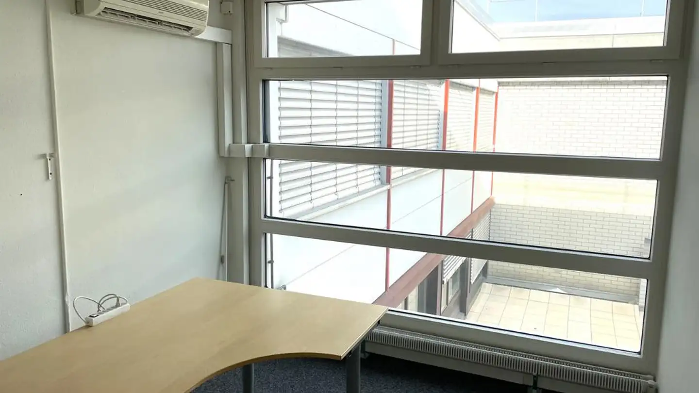 Office space for rent - Rheinstrasse 81, 4133 Pratteln - Photo 2