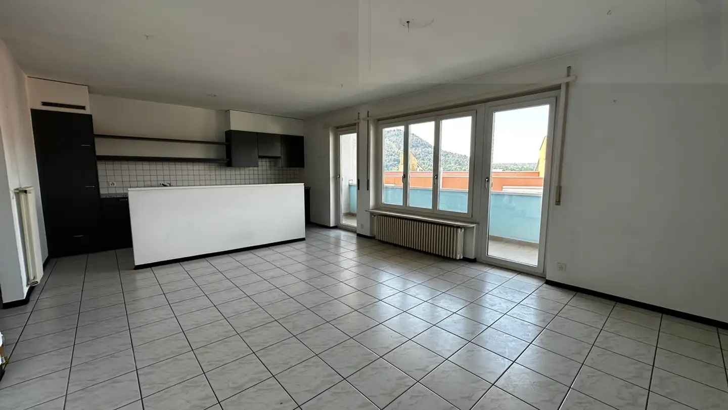 Appartement à louer - Via Sottobisio 12, 6828 Balerna