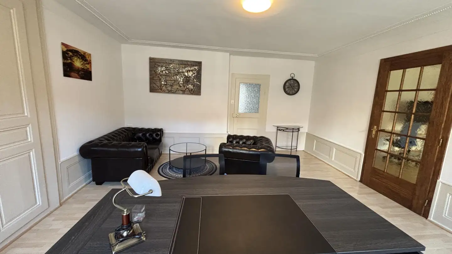 Spazio ufficio in affitto - Avenue Léopold-Robert 37, 2300 La Chaux-de-Fonds