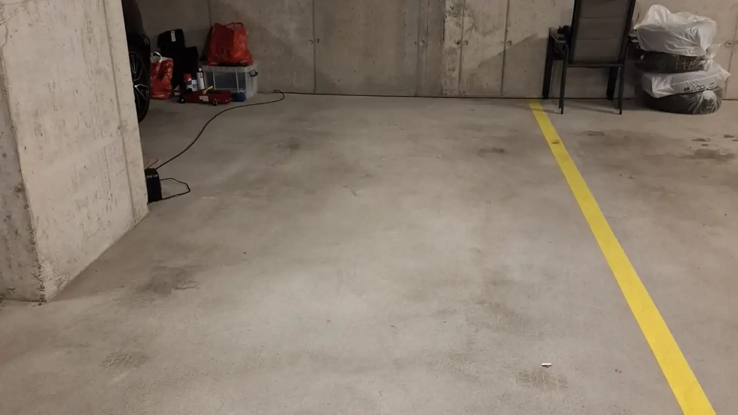 Single garage for rent - Bärenweg 10, 5303 Würenlingen