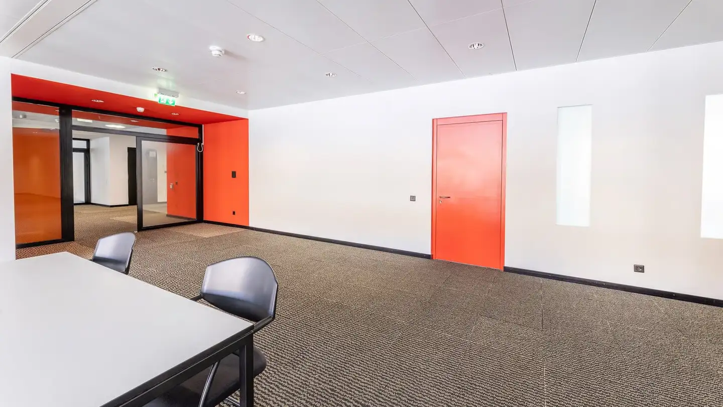 Bürofläche mieten - Javastrasse 2, 8604 Volketswil - Foto 2