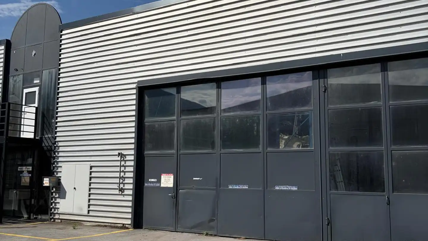 Workshop for rent - Rue Du Petit Pont 7a, 1964 Conthey