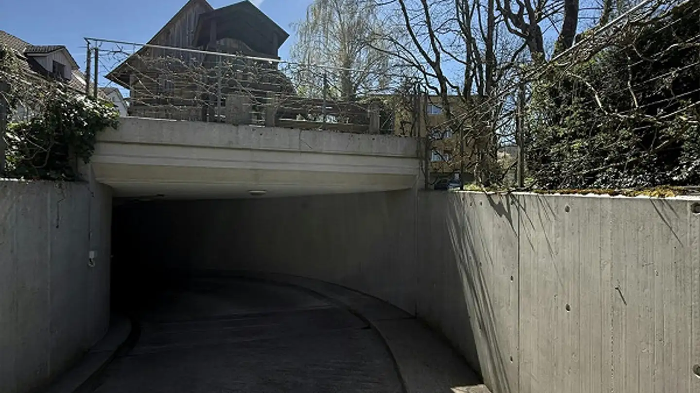 Parcheggio sotterraneo in affitto - Rotstiftweg 2, 8952 Schlieren