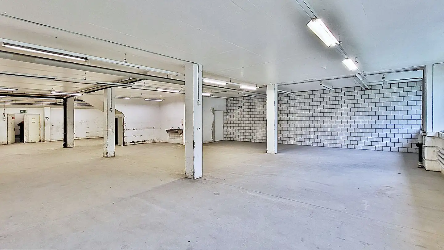 Commercial à louer - Chemin Du Coin / Eckweg 8, 2504 Biel/Bienne