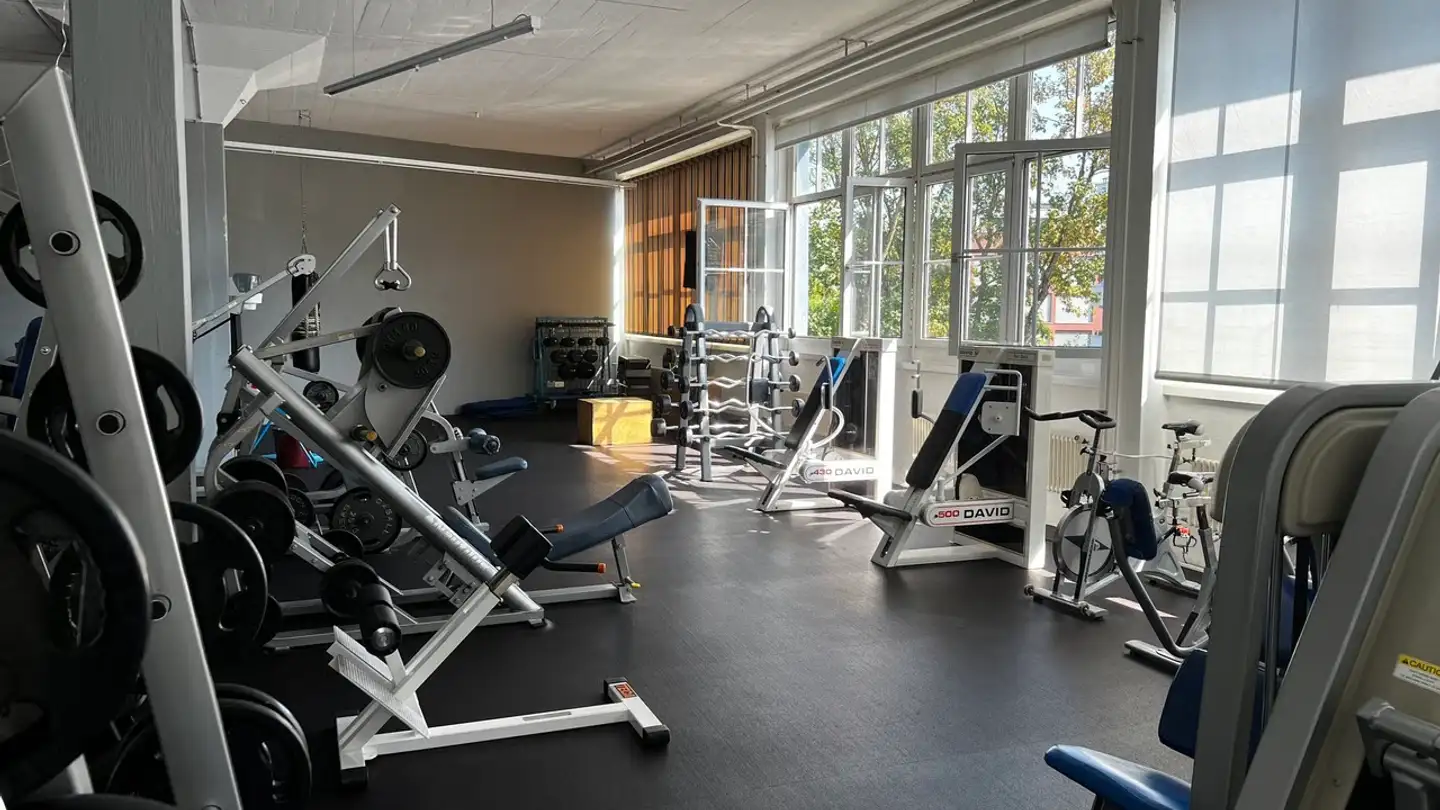 Commerciale in affitto - Zentralstrasse 30a, 5610 Wohlen AG - Foto 3