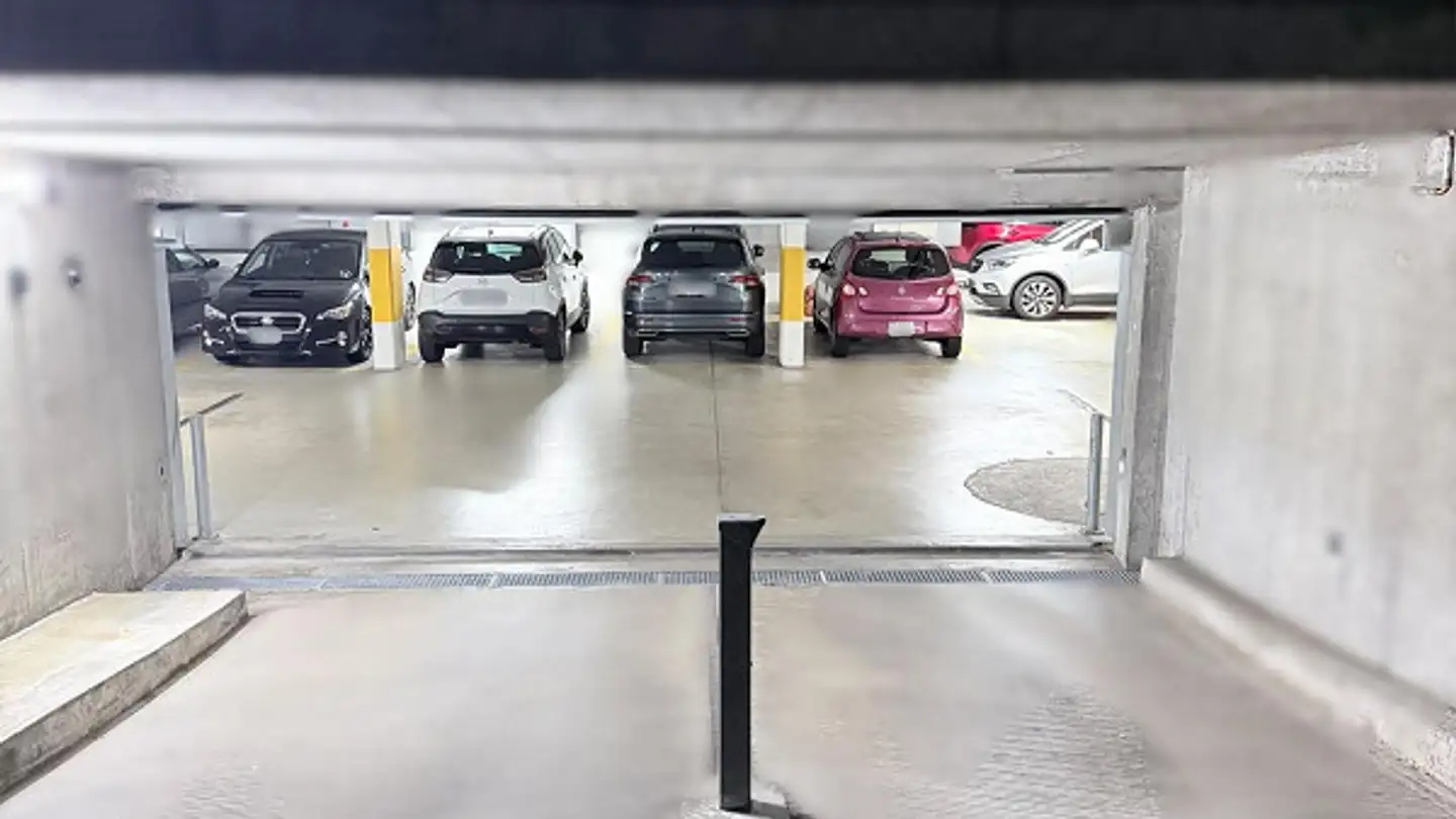 Outdoor parking space for rent - 8600 Dübendorf - Photo 2