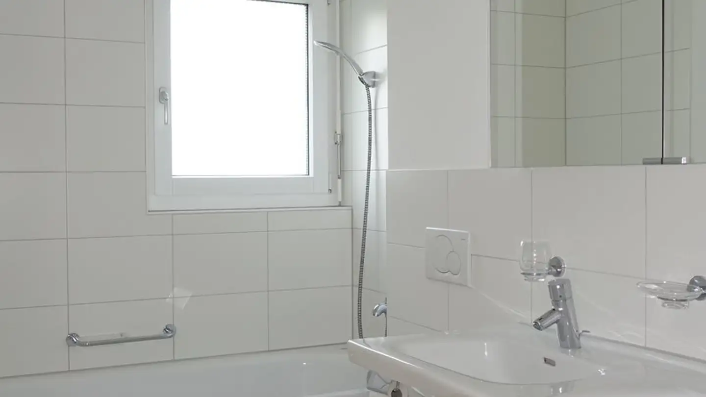 Appartement à louer - Im Wagenbrach 2, 8157 Dielsdorf - Photo 4