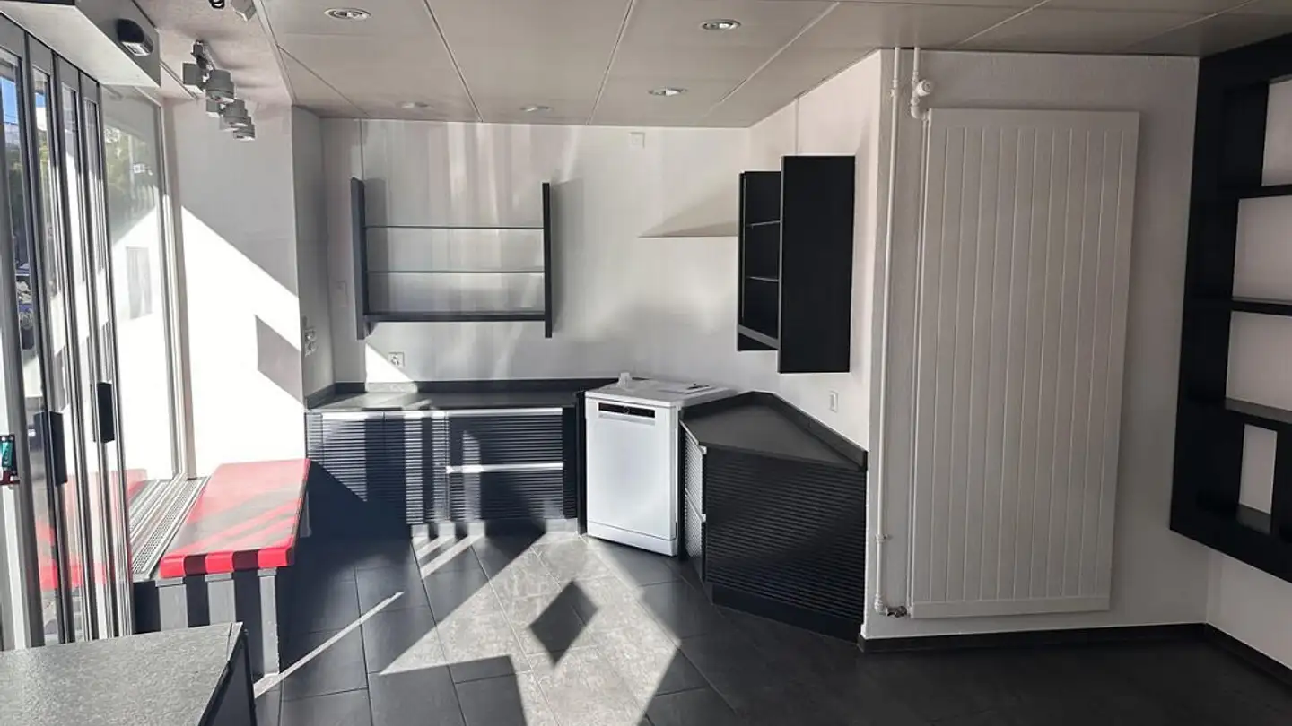 Geschäft mieten - Bremgartnerstrasse 1, 8953 Dietikon