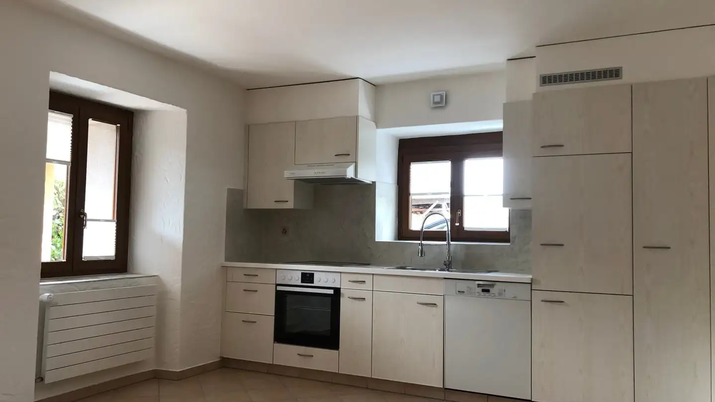 Appartement à louer - Rue Centrale 54, 1964 Conthey - Photo 2