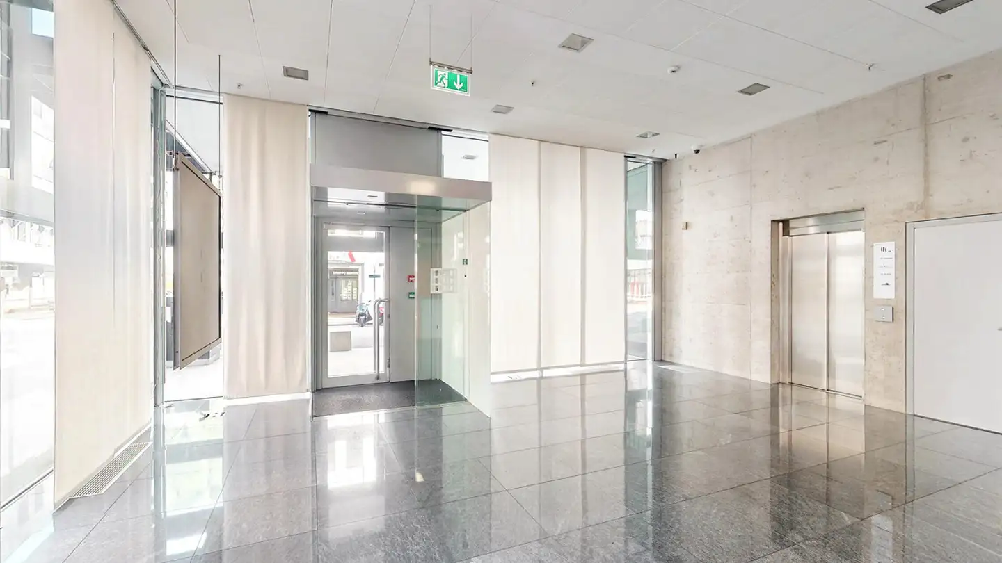 Bureau à louer - Via Antonio Ciseri 13a, 6600 Locarno - Photo 2