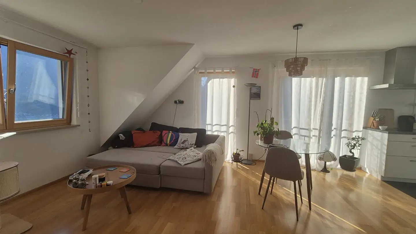 Apartment for rent - Obere Rüschstrasse 5, 8890 Flums - Photo 2