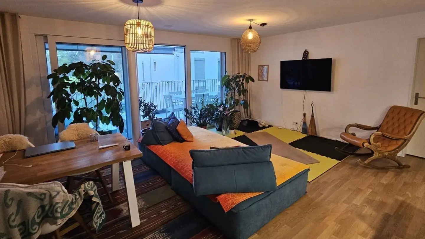 Appartement à louer - Chrüzacherstrasse 24, 8340 Hinwil - Photo 2