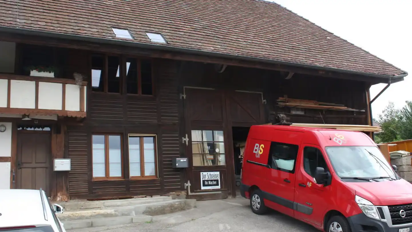 Atelier à louer - Unterdorf 40, 3233 Tschugg
