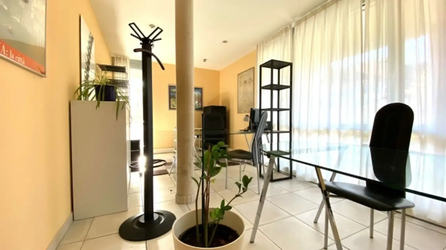 Bürofläche mieten - 4132 Muttenz