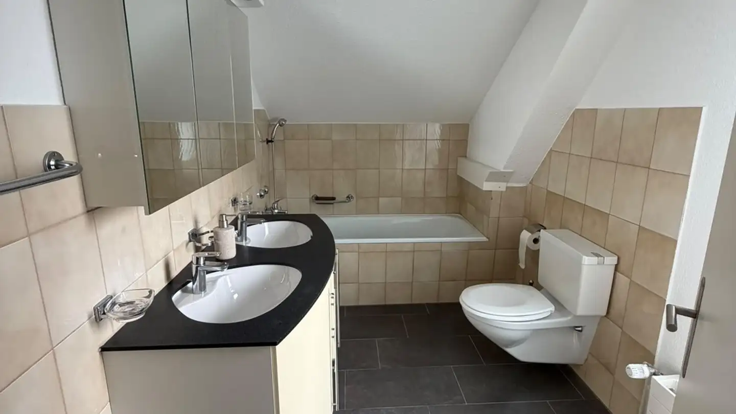 Wohnung mieten - 8212 Neuhausen am Rheinfall - Foto 3