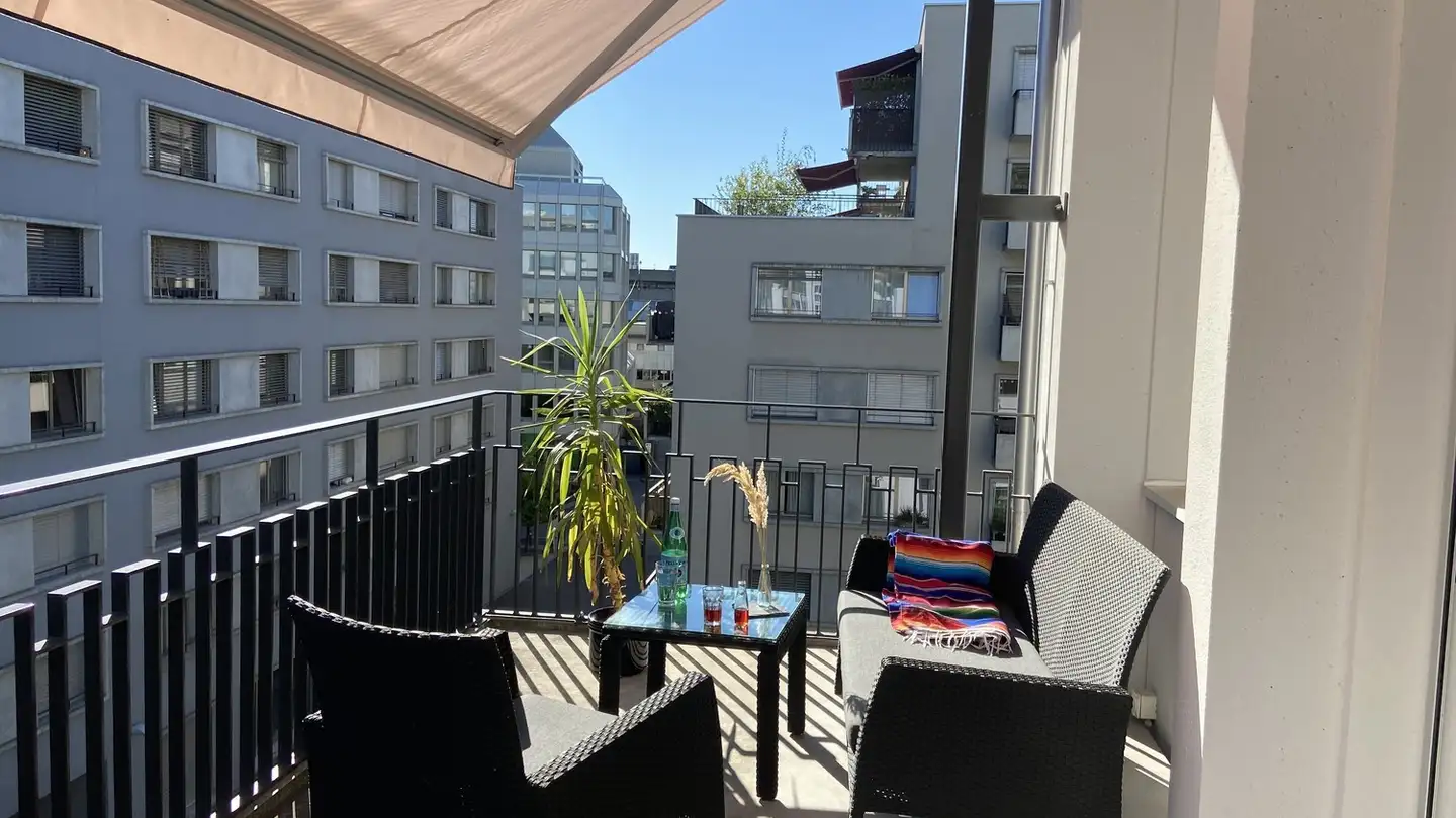 Appartement à louer - Badenerstrasse 595, 8048 Zürich - Photo 2