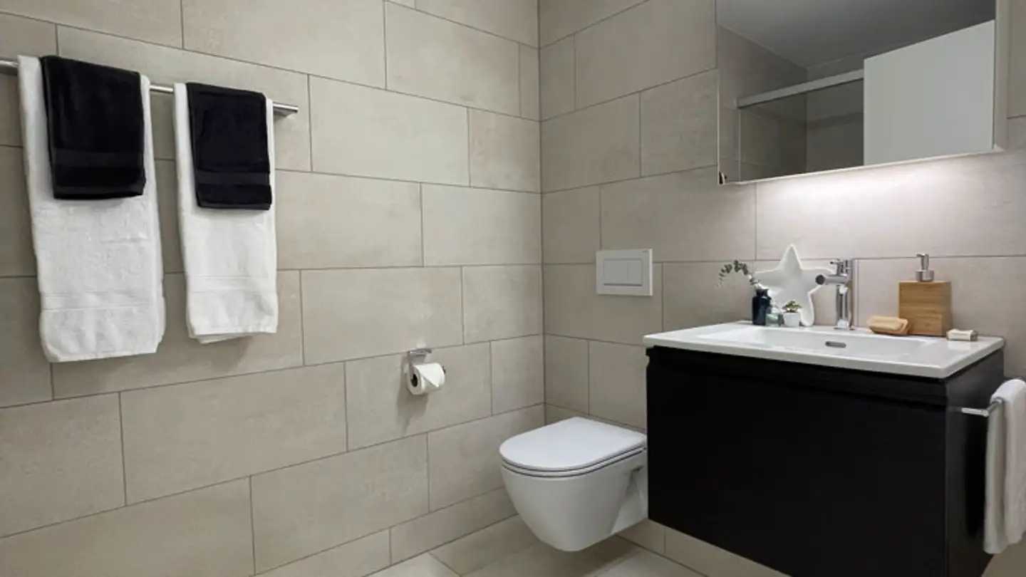 Wohnung mieten - Unterdorf 42, 8752 Näfels - Foto 3