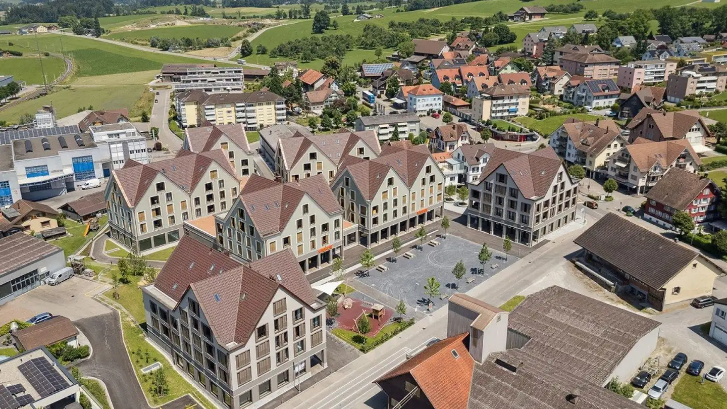 Commercial à louer - Stationsstrasse 4, 9212 Arnegg