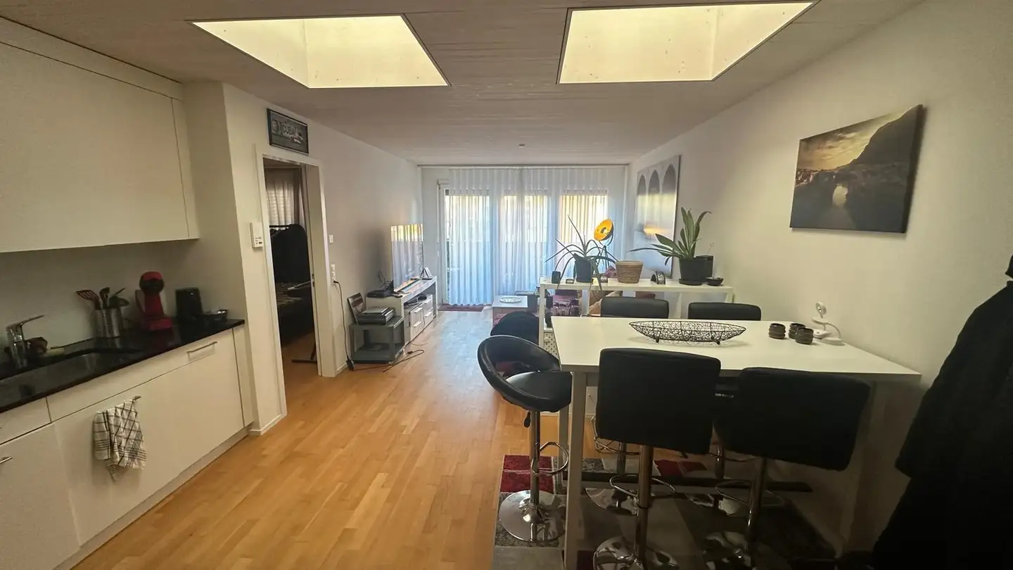 Appartement à louer - Badenerstrasse 696, 8048 Zürich